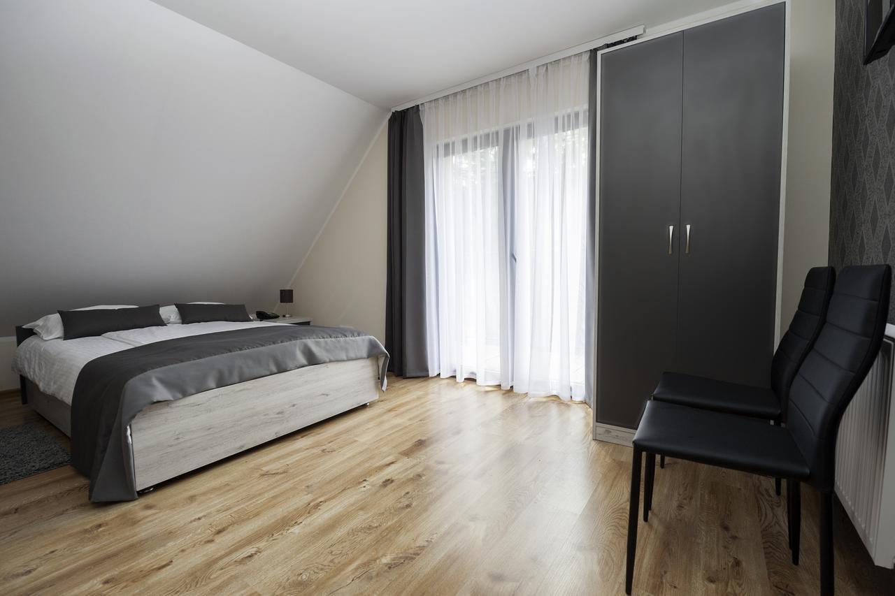 Hotel Klaudia Juszczyn Eksteriør billede